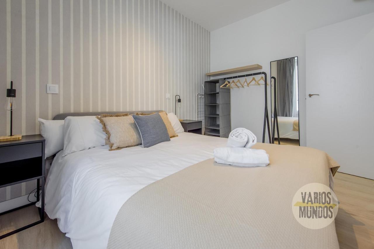 Spacious New Apartment Para 7 En La Plaza De Tirso De Molina Madrid Luaran gambar