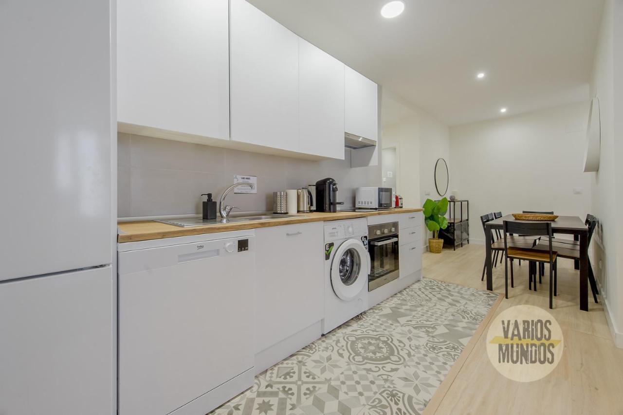 Spacious New Apartment Para 7 En La Plaza De Tirso De Molina Madrid Luaran gambar