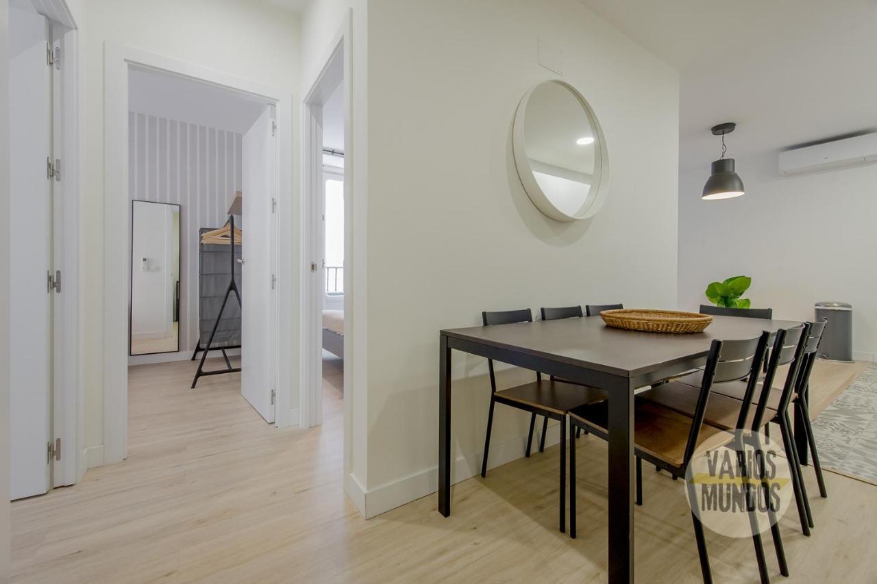 Spacious New Apartment Para 7 En La Plaza De Tirso De Molina Madrid Luaran gambar