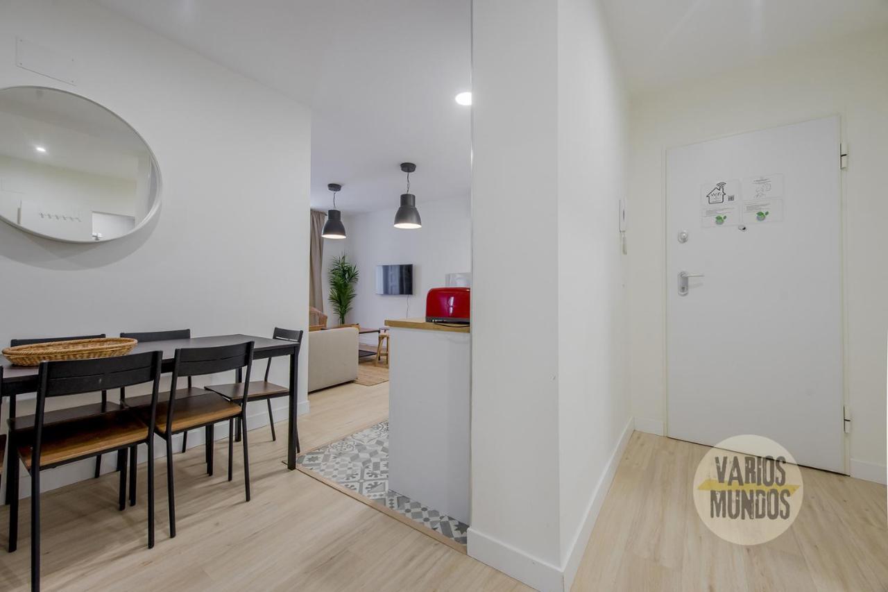 Spacious New Apartment Para 7 En La Plaza De Tirso De Molina Madrid Luaran gambar