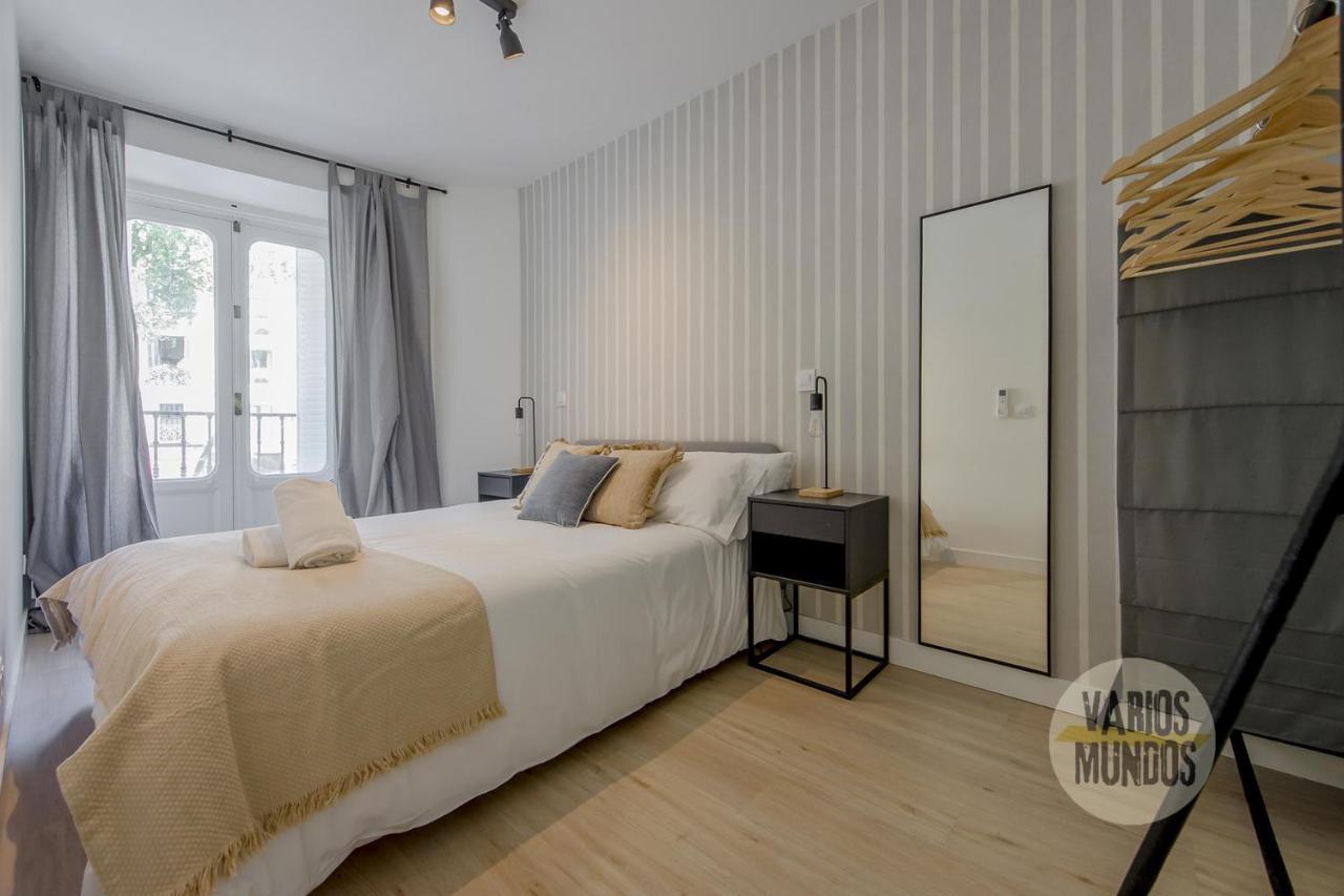 Spacious New Apartment Para 7 En La Plaza De Tirso De Molina Madrid Luaran gambar
