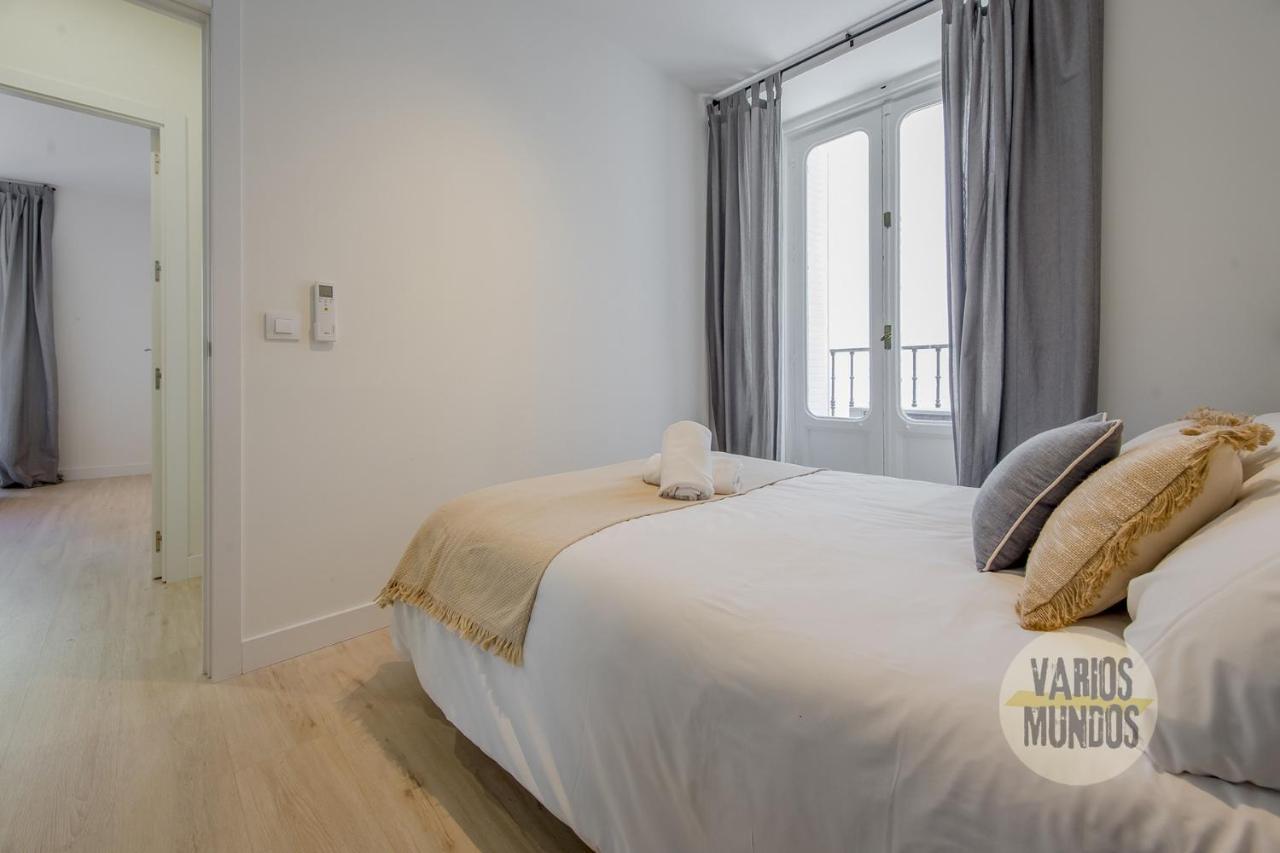 Spacious New Apartment Para 7 En La Plaza De Tirso De Molina Madrid Luaran gambar
