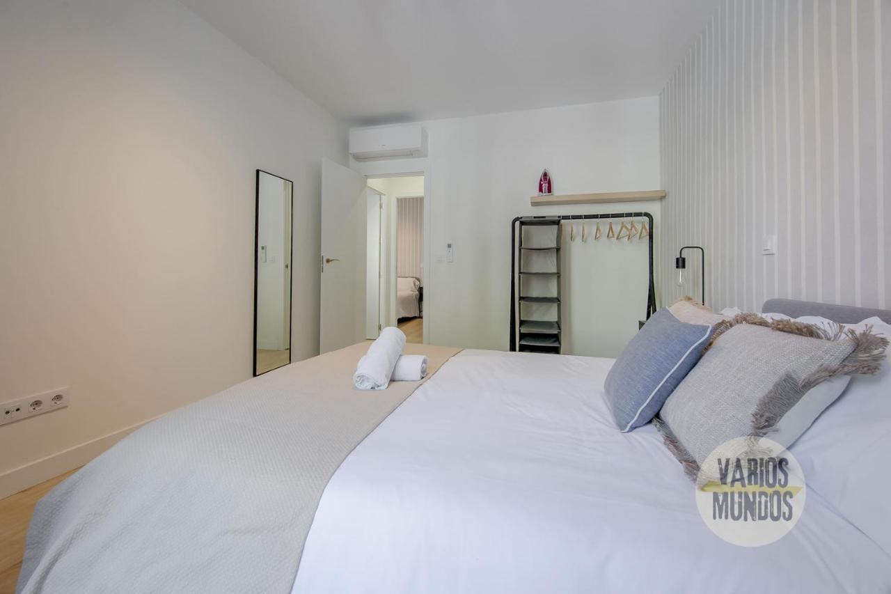 Spacious New Apartment Para 7 En La Plaza De Tirso De Molina Madrid Luaran gambar